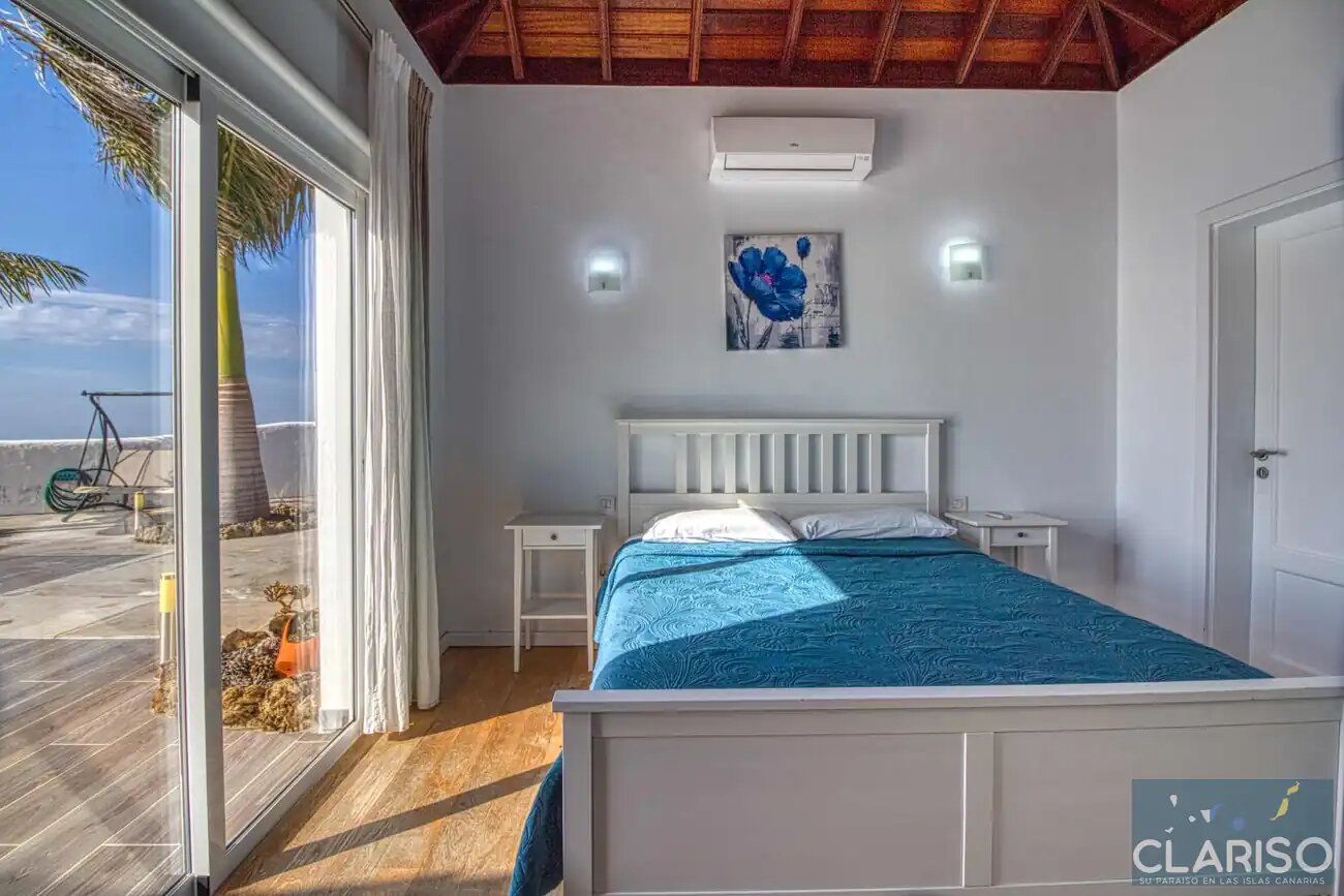 Villa Diamante: Ferienhaus mit Infinity-Pool und Meerblick in Tijarafe auf La Palma