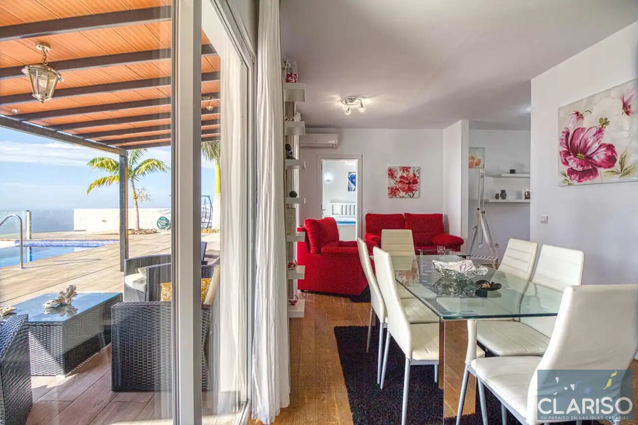 Villa Diamante: Ferienhaus mit Infinity-Pool und Meerblick in Tijarafe auf La Palma