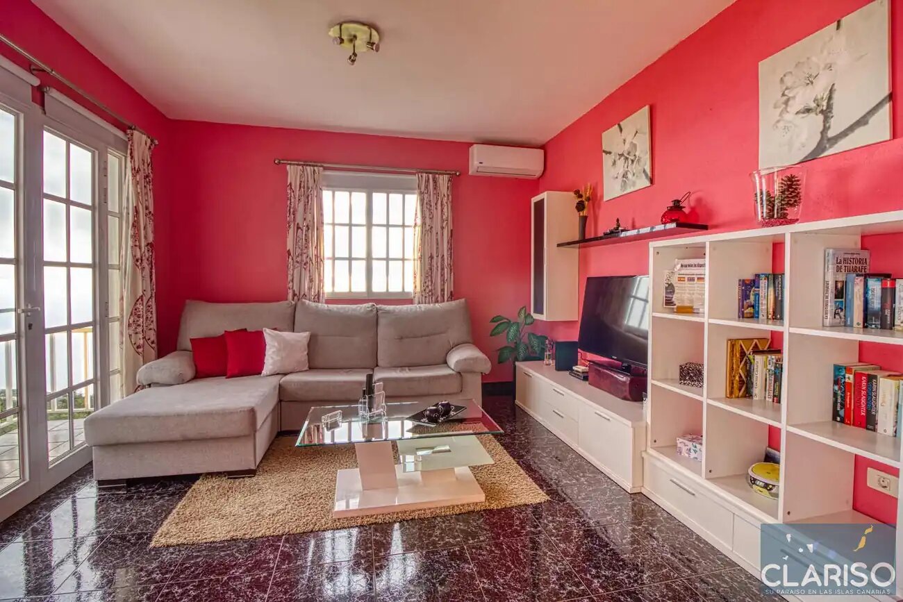 Villa La Hoya: Ferienhaus mit Eckbadewanne und Meerblick am Ende einer Sackgasse in Tijarafe auf La Palma