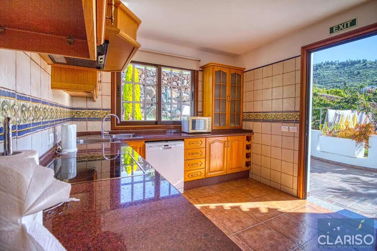 Villa Sol: Ferienhaus mit Pool und Atlantikblick in La Punta, Tijarafe auf La Palma