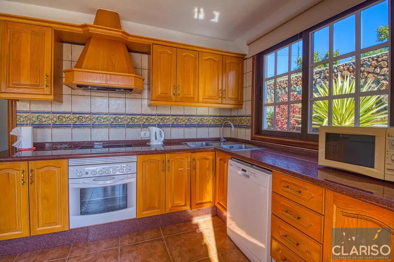 Villa Sol: Ferienhaus mit Pool und Atlantikblick in La Punta, Tijarafe auf La Palma