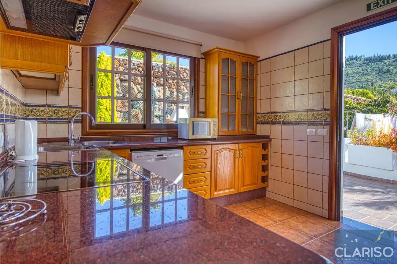 Villa Sol: Ferienhaus mit Pool und Atlantikblick in La Punta, Tijarafe auf La Palma