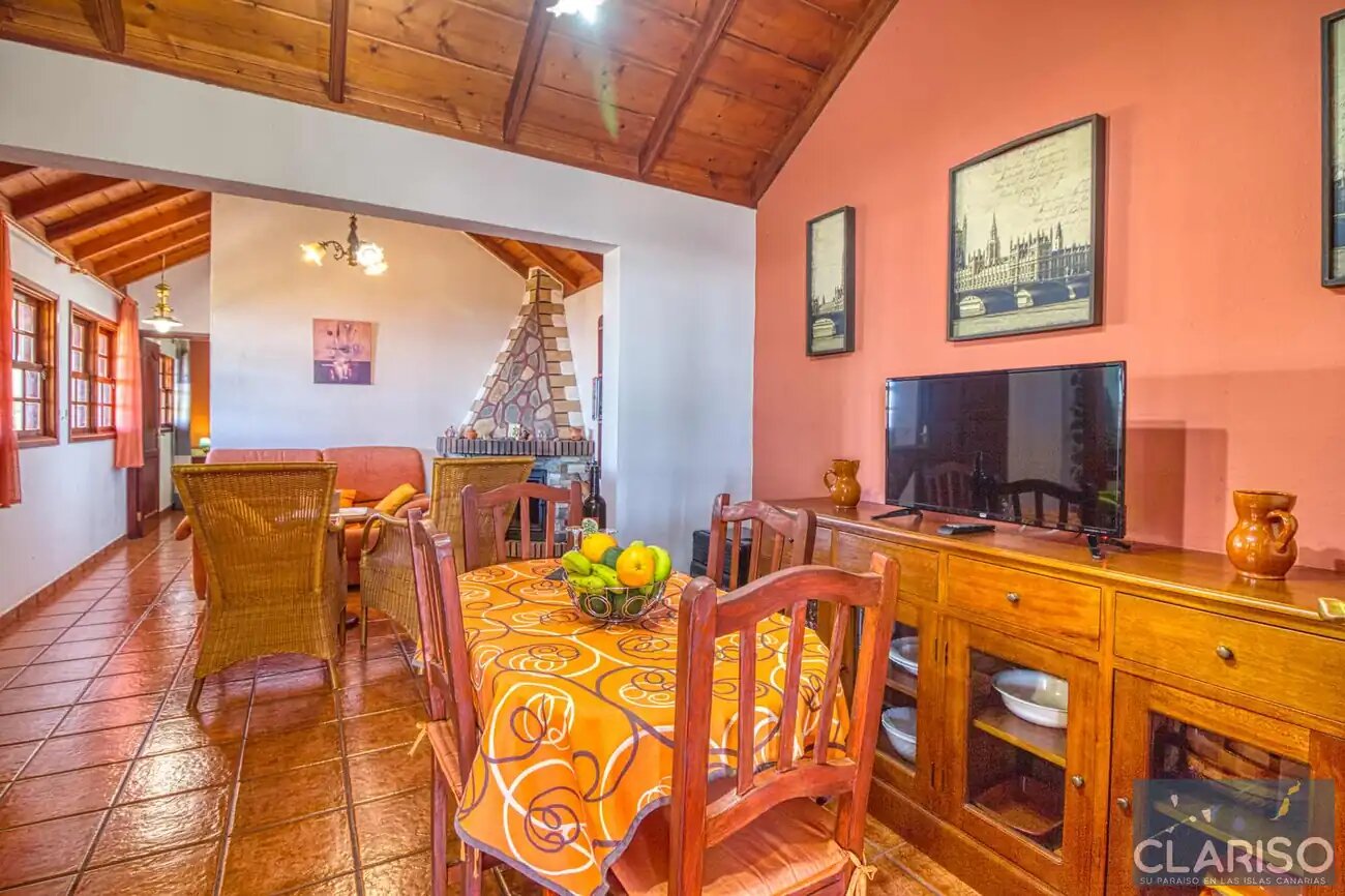 Casa Victor: Kanarisches Ferienhaus mit Kamin und Sternenhimmel auf 890 m in Tijarafe auf La Palma