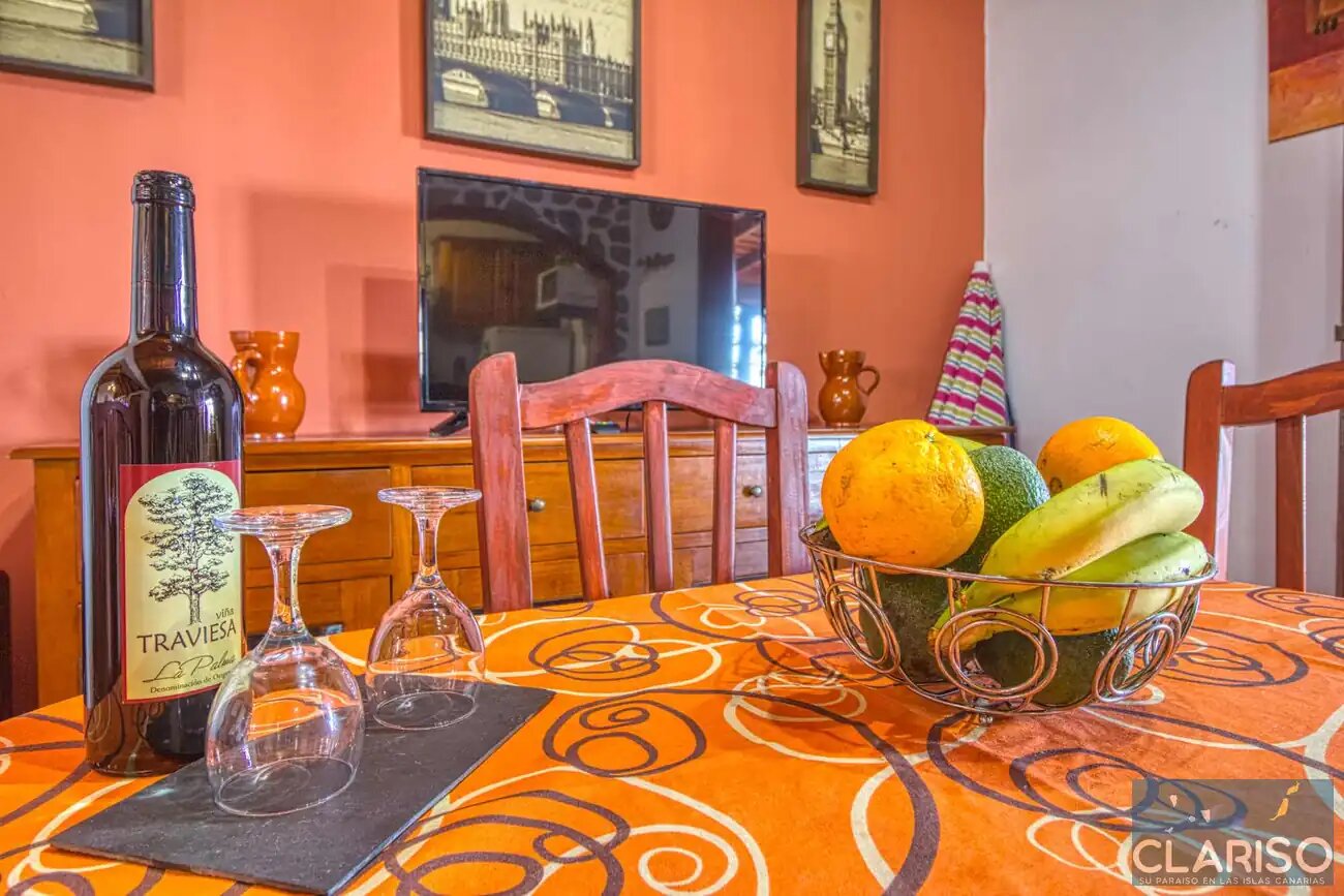 Casa Victor: Kanarisches Ferienhaus mit Kamin und Sternenhimmel auf 890 m in Tijarafe auf La Palma