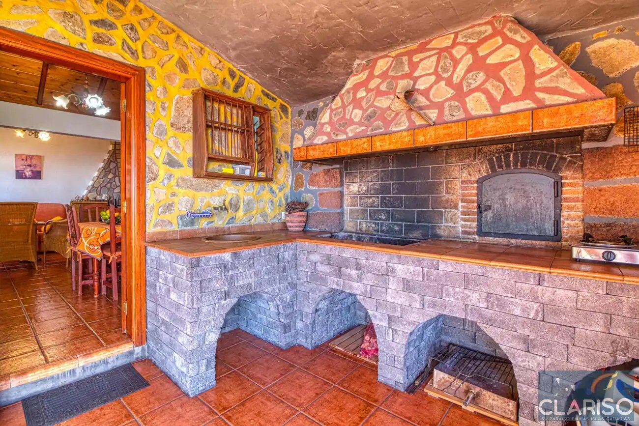 Casa Victor: Kanarisches Ferienhaus mit Kamin und Sternenhimmel auf 890 m in Tijarafe auf La Palma