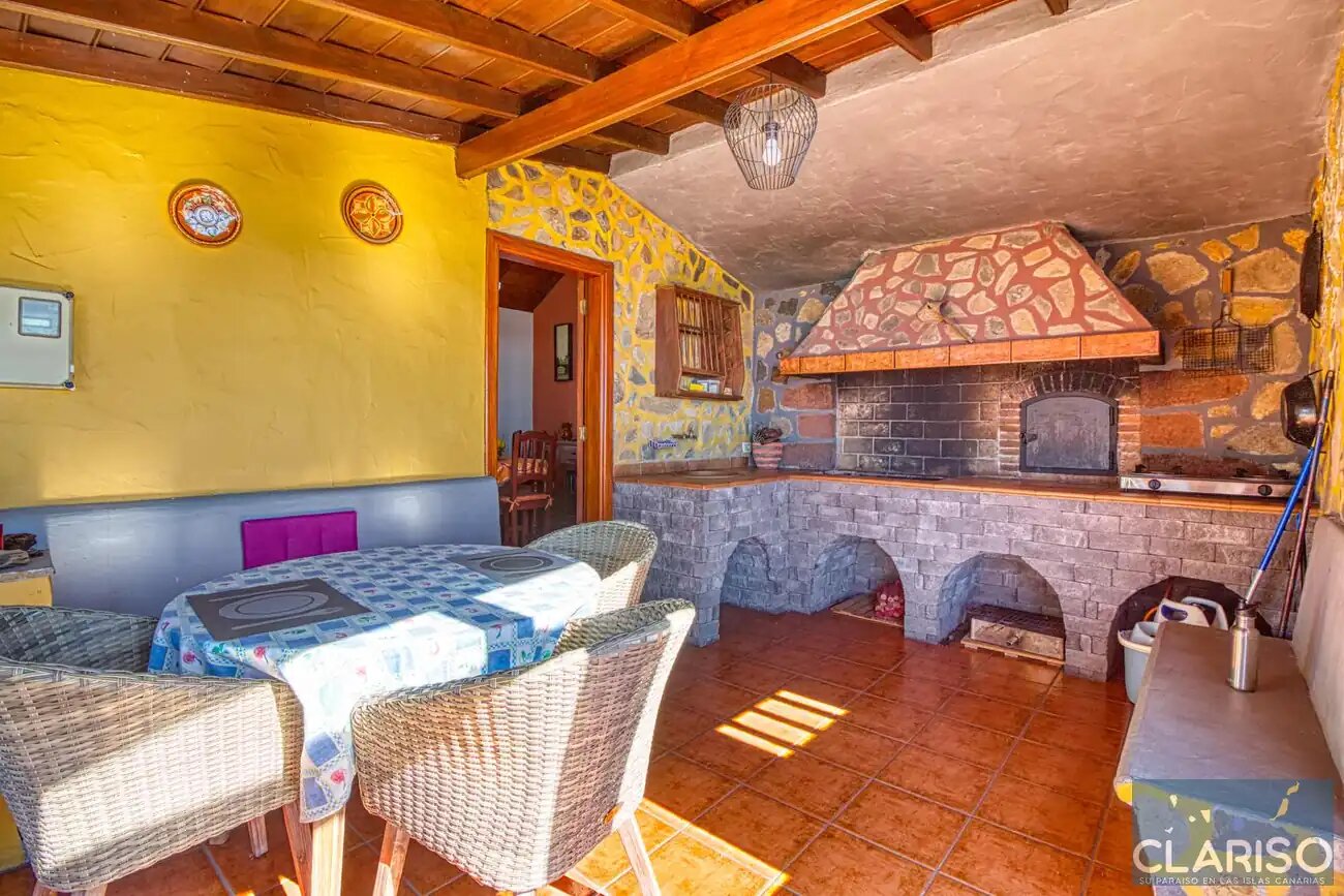 Casa Victor: Kanarisches Ferienhaus mit Kamin und Sternenhimmel auf 890 m in Tijarafe auf La Palma