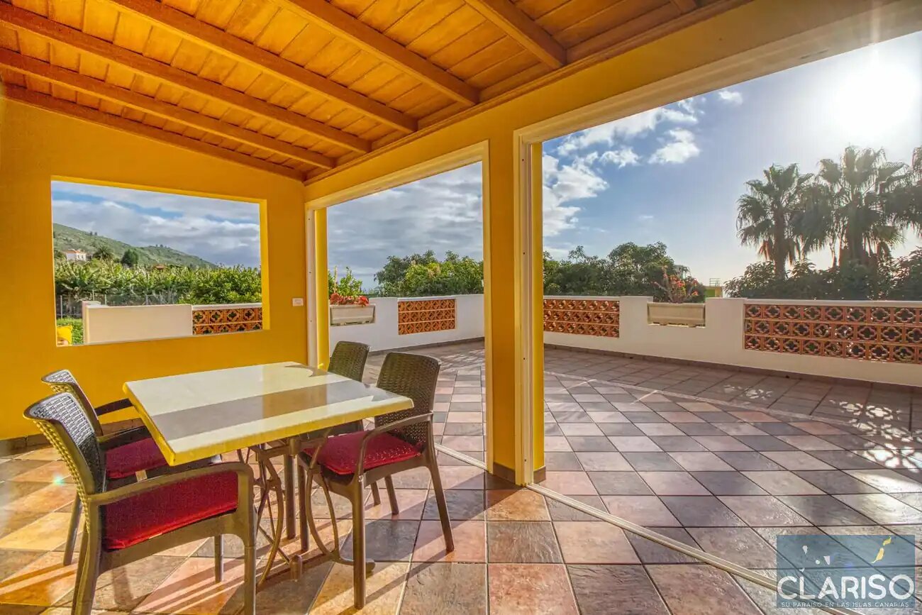 Villa Mar: Familienfreundliches Ferienhaus mit Pool und Obstgarten in Tijarafe auf La Palma