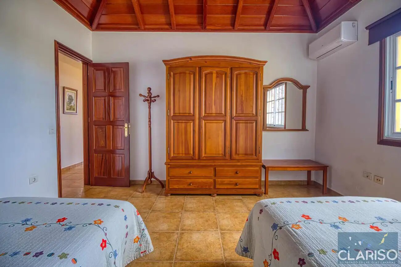 Villa Mar: Familienfreundliches Ferienhaus mit Pool und Obstgarten in Tijarafe auf La Palma