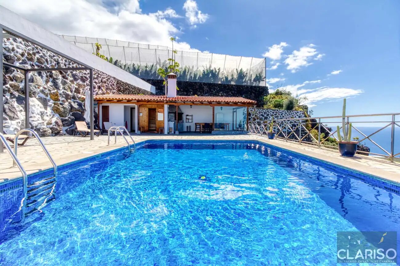 Bungalow Moijama 2: Ferienwohnung mit Meerblick und Sauna nahe Puerto Naos auf La Palma