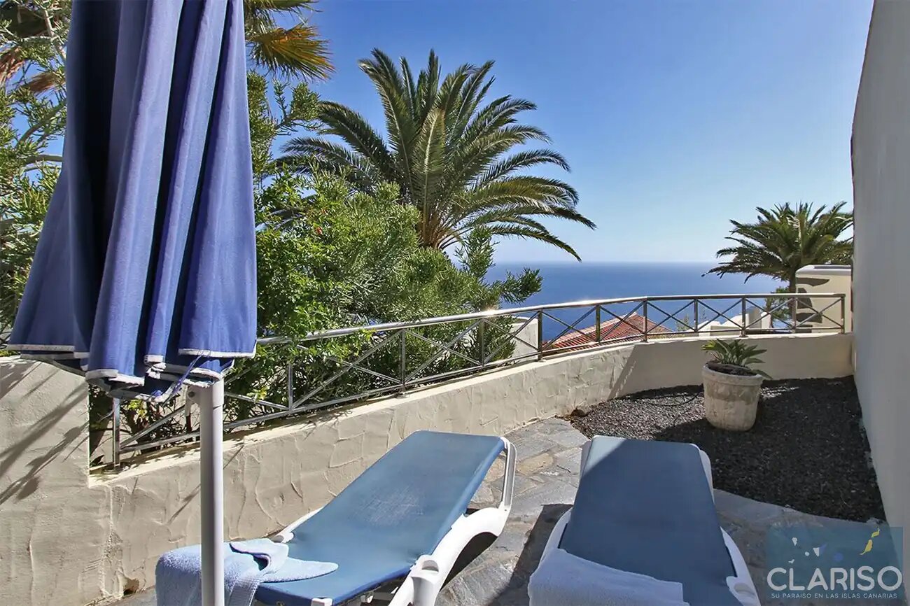 Bungalow Moijama 4: Großzügige Ferienwohnung mit Sauna und Meerblick nahe Puerto Naos auf La Palma