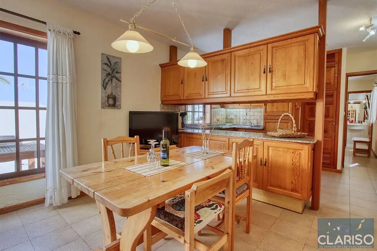 Bungalow Moijama 4: Großzügige Ferienwohnung mit Sauna und Meerblick nahe Puerto Naos auf La Palma