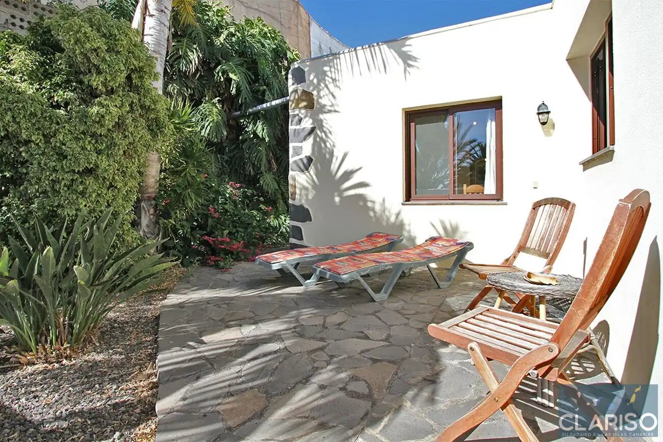 Bungalow Moijama 4: Großzügige Ferienwohnung mit Sauna und Meerblick nahe Puerto Naos auf La Palma