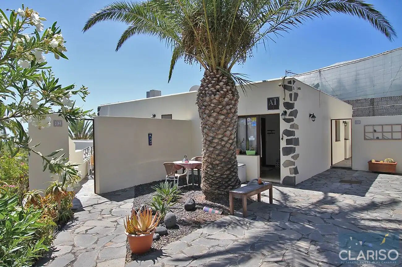 Bungalow Moijama 6: Ferienwohnung mit Sauna und Meerblick nahe Puerto Naos auf La Palma