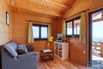 Bungalow Moijama 7: Charmantes Holzhaus mit Sonnenuntergangsblick nahe Puerto Naos auf La Palma