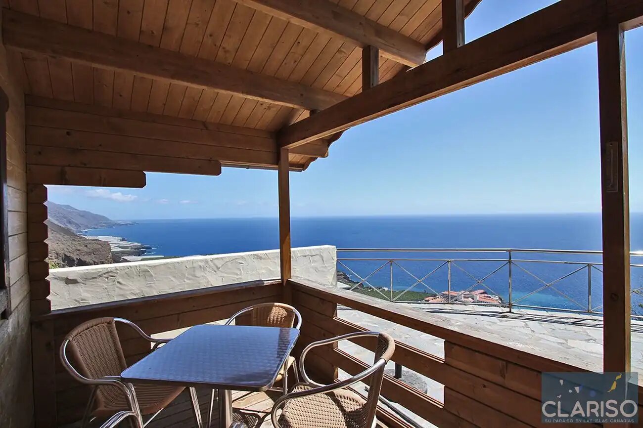 Bungalow Moijama 7: Charmantes Holzhaus mit Sonnenuntergangsblick nahe Puerto Naos auf La Palma