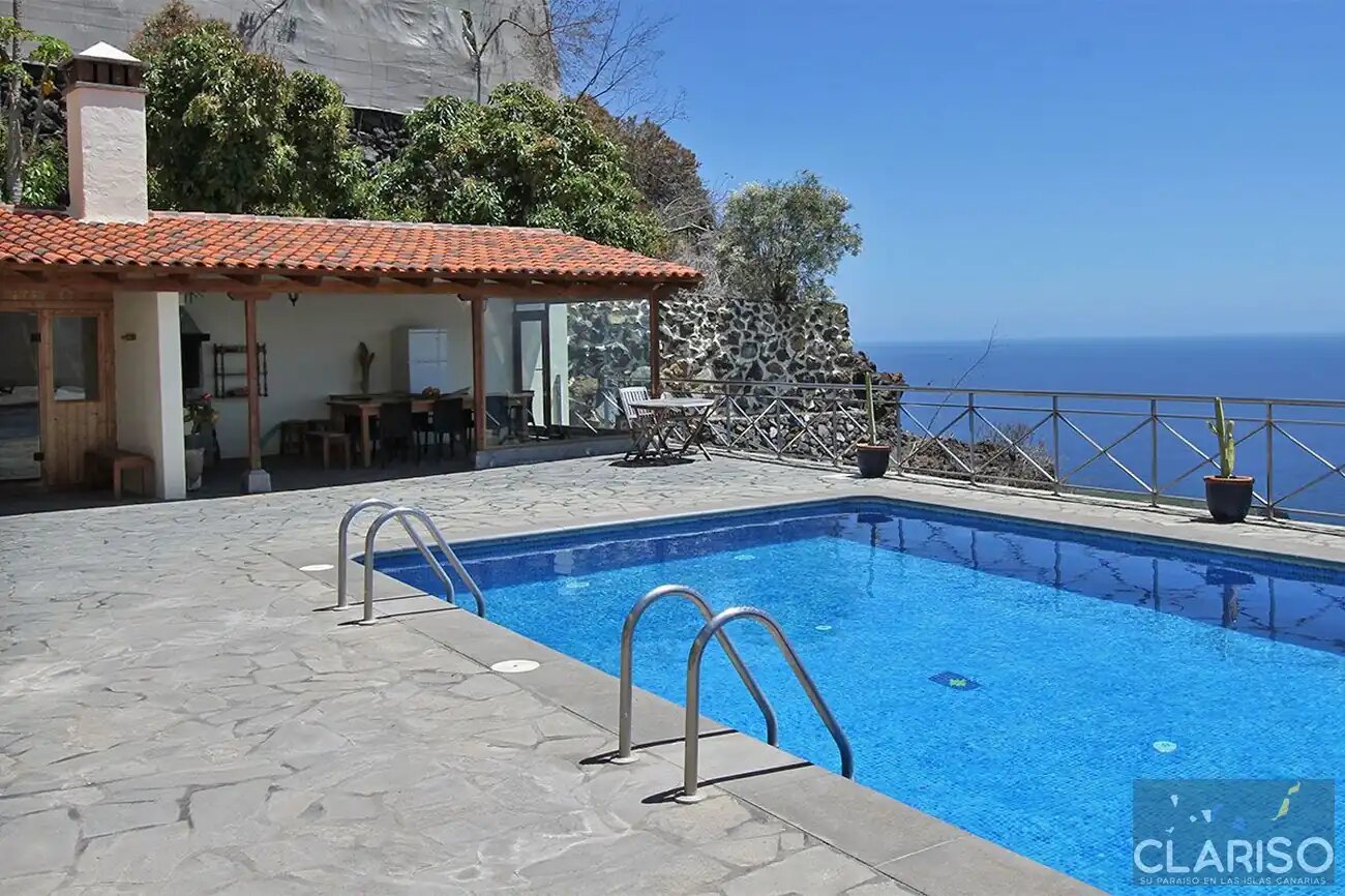 Bungalow Moijama 7: Charmantes Holzhaus mit Sonnenuntergangsblick nahe Puerto Naos auf La Palma
