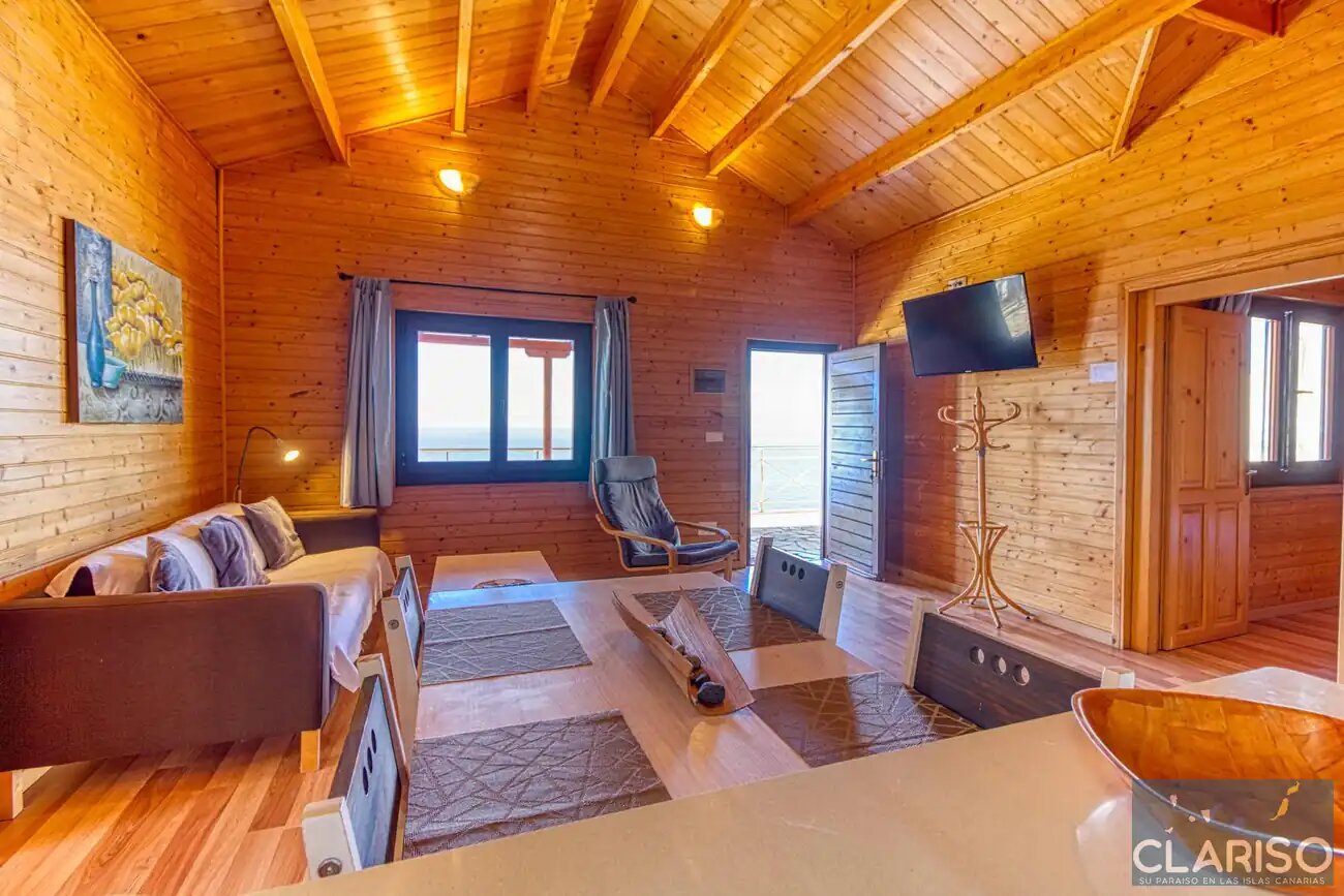 Bungalow Moijama 12: Holzhaus-Ferienwohnung mit Atlantikblick nahe Puerto Naos auf La Palma