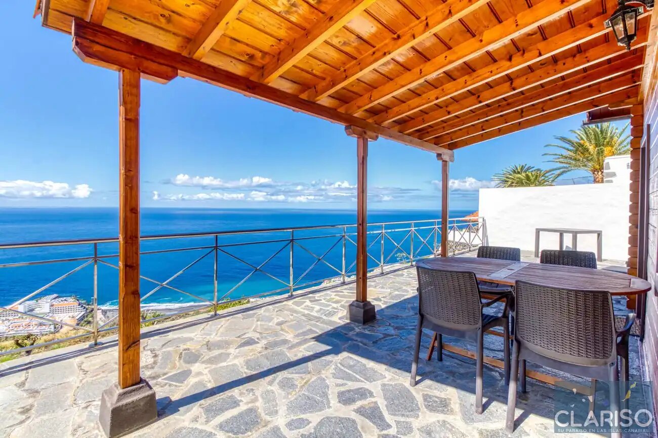 Bungalow Moijama 12: Holzhaus-Ferienwohnung mit Atlantikblick nahe Puerto Naos auf La Palma