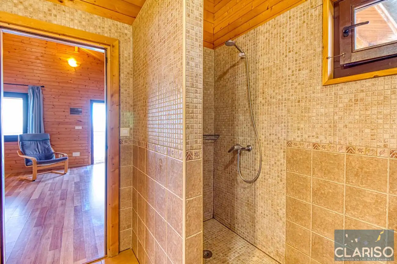 Bungalow Moijama 12: Holzhaus-Ferienwohnung mit Atlantikblick nahe Puerto Naos auf La Palma