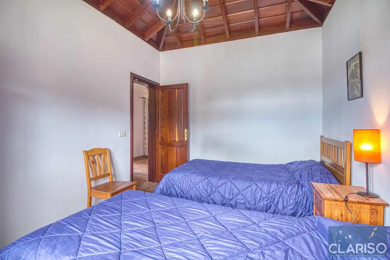 Casa Van de Walle: Kanarisches Ferienhaus mit hohen Decken und Kamin in Tijarafe auf La Palma