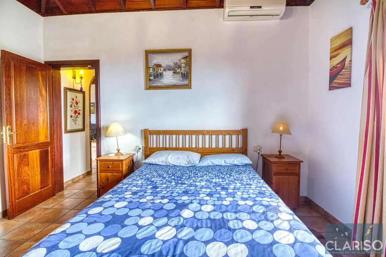 Casa Van de Walle: Kanarisches Ferienhaus mit hohen Decken und Kamin in Tijarafe auf La Palma