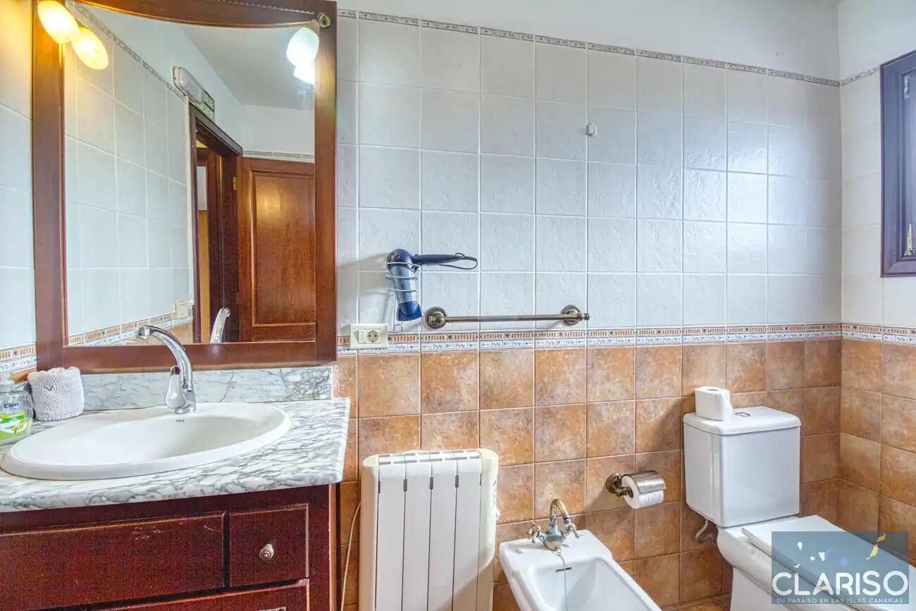 Casa Van de Walle: Kanarisches Ferienhaus mit hohen Decken und Kamin in Tijarafe auf La Palma