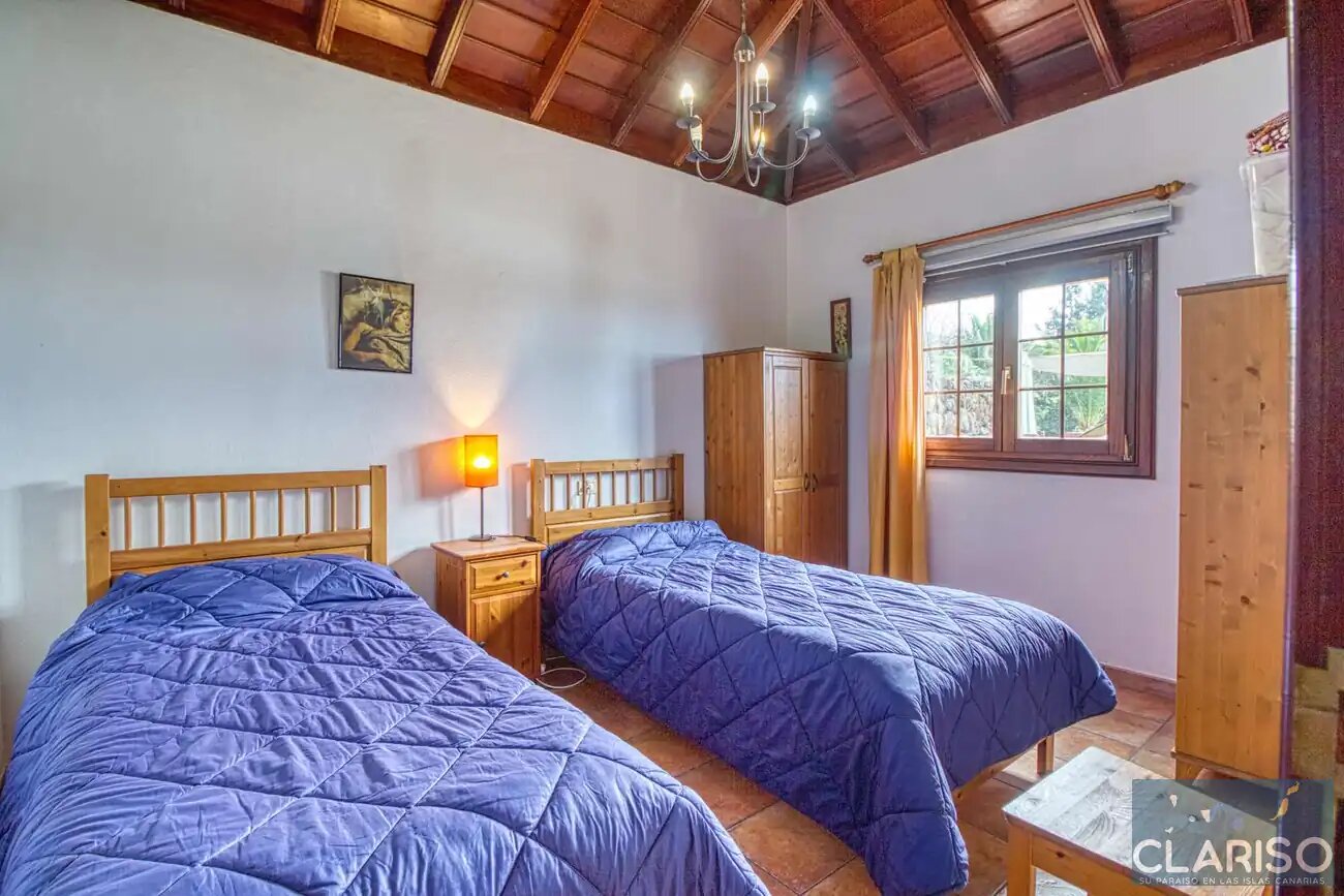 Casa Van de Walle: Kanarisches Ferienhaus mit hohen Decken und Kamin in Tijarafe auf La Palma