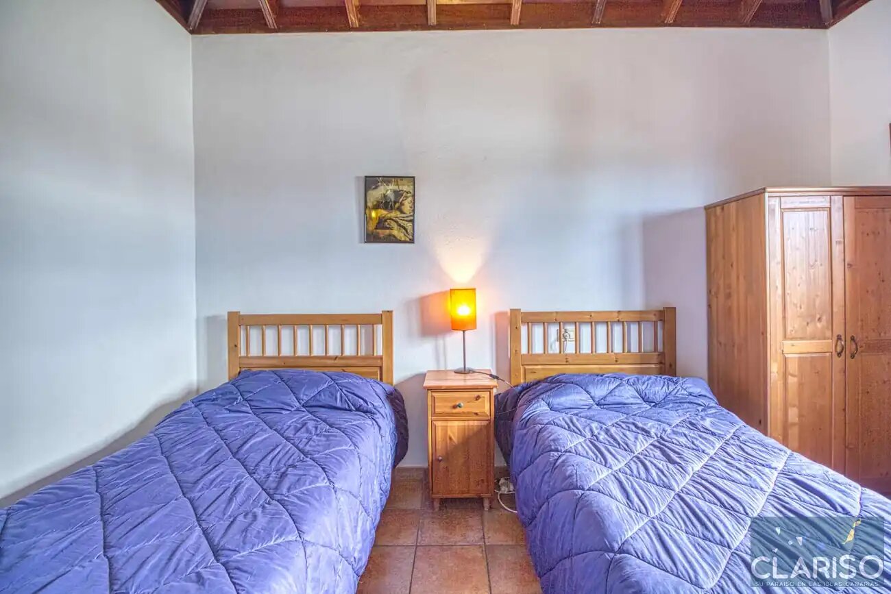 Casa Van de Walle: Kanarisches Ferienhaus mit hohen Decken und Kamin in Tijarafe auf La Palma