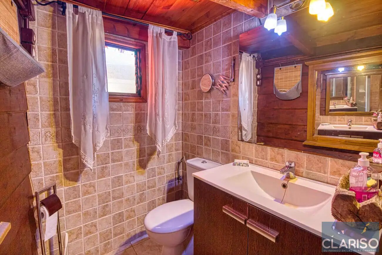 Casa El Retiro: Kanarisches Ferienhaus mit Bio-Garten und Pool in Tijarafe auf La Palma