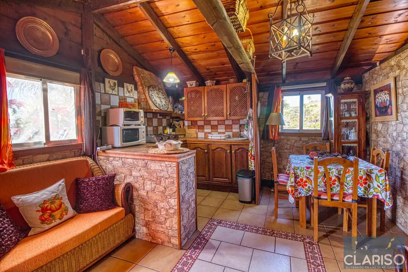 Casa El Retiro: Kanarisches Ferienhaus mit Bio-Garten und Pool in Tijarafe auf La Palma