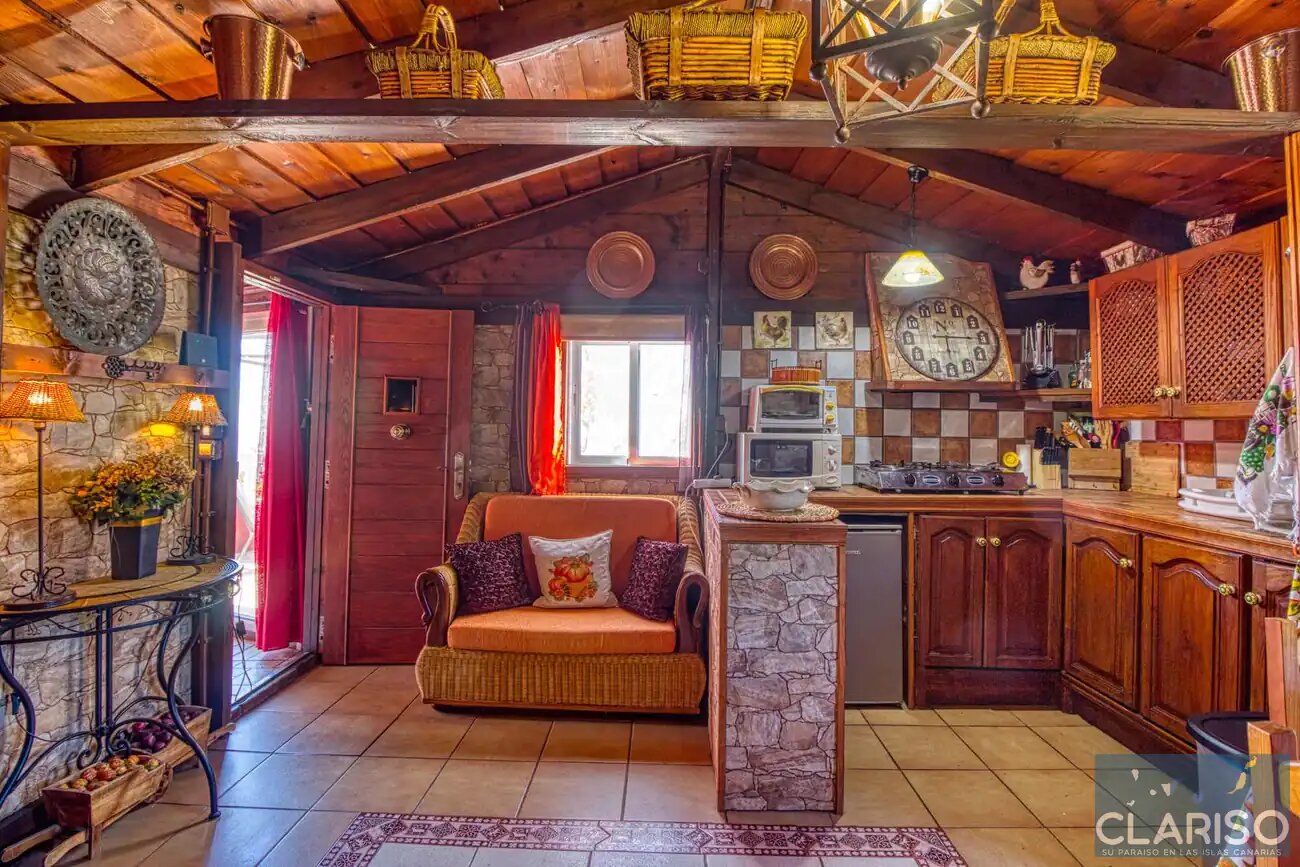 Casa El Retiro: Kanarisches Ferienhaus mit Bio-Garten und Pool in Tijarafe auf La Palma