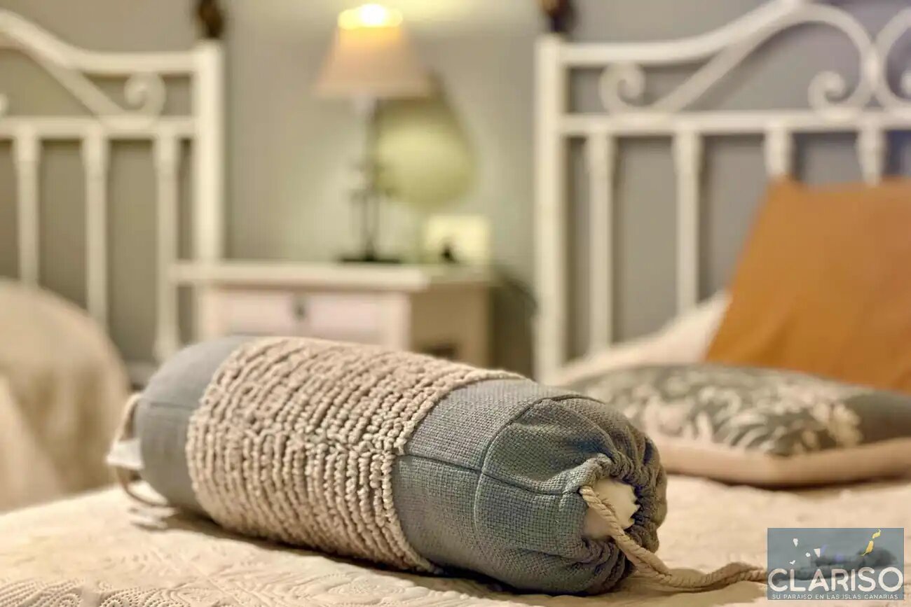 Apartment Paraíso Playa: Ferienwohnung mit privater Garage in Strandnähe in Puerto Naos auf La Palma
