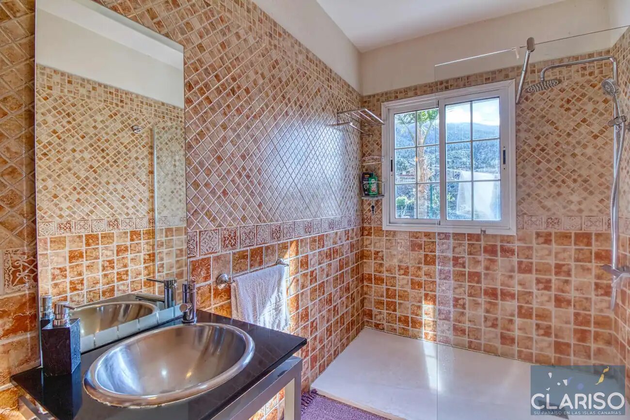 Villa Tamanca: Ferienhaus mit Pool, Sauna und Blick auf den Vulkan Tajogaite in El Paso auf La Palma