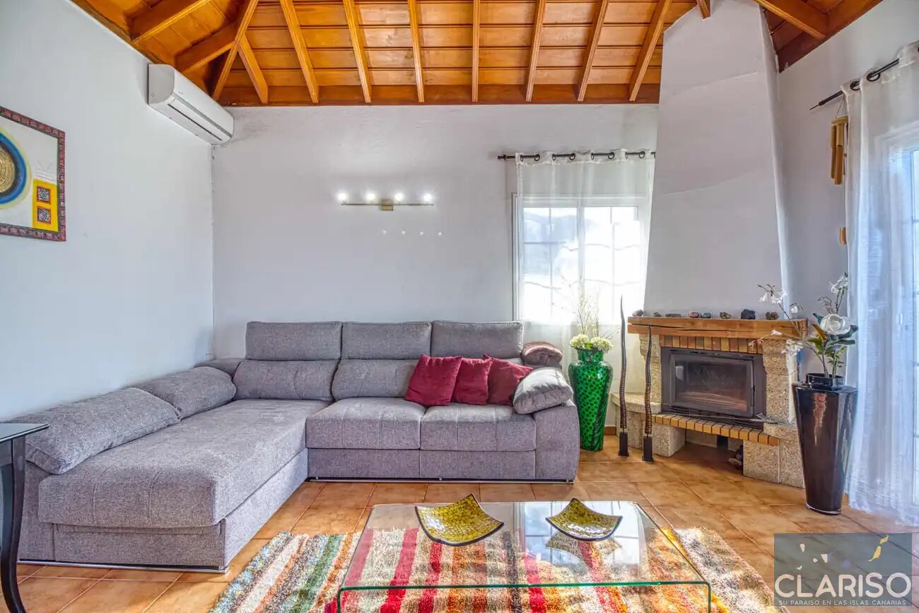 Villa Tamanca: Ferienhaus mit Pool, Sauna und Blick auf den Vulkan Tajogaite in El Paso auf La Palma