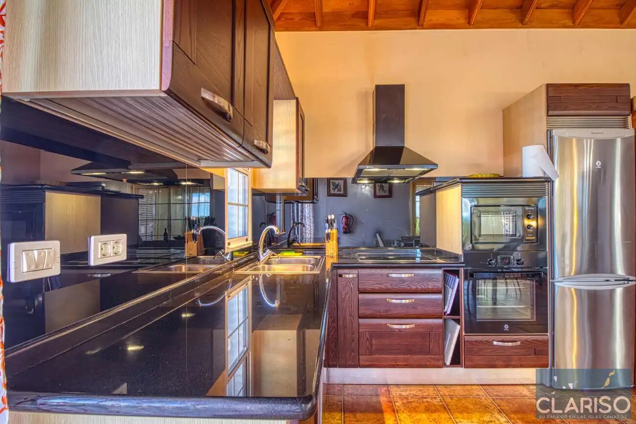 Villa Tamanca: Ferienhaus mit Pool, Sauna und Blick auf den Vulkan Tajogaite in El Paso auf La Palma