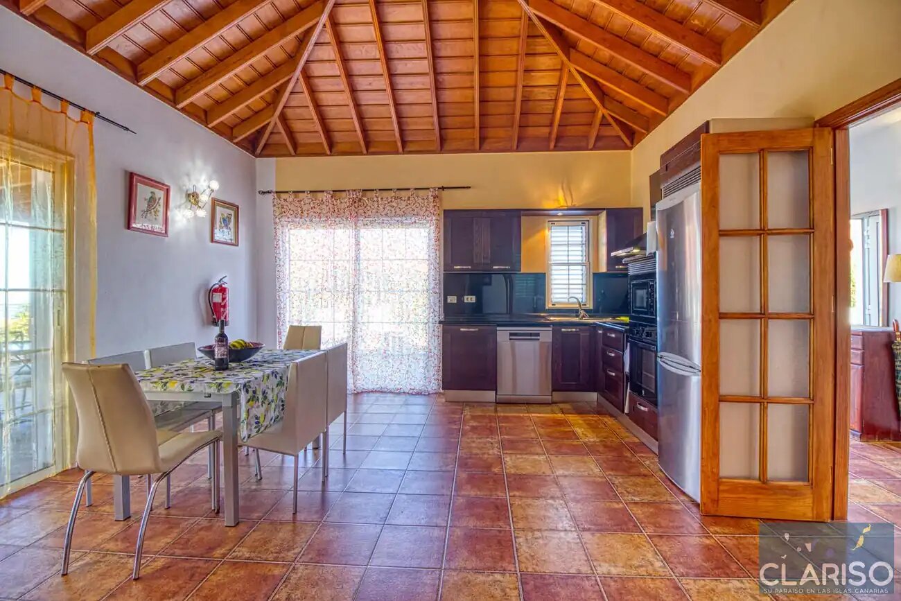 Villa Tamanca: Ferienhaus mit Pool, Sauna und Blick auf den Vulkan Tajogaite in El Paso auf La Palma