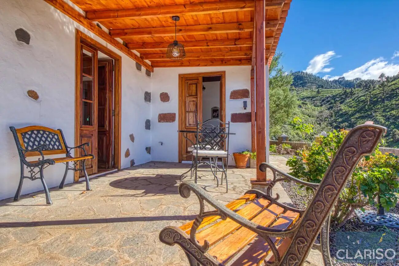 Casa Micaela: Kanarisches Ferienhaus mit Holzdecke und Meerblick in Garafía auf La Palma