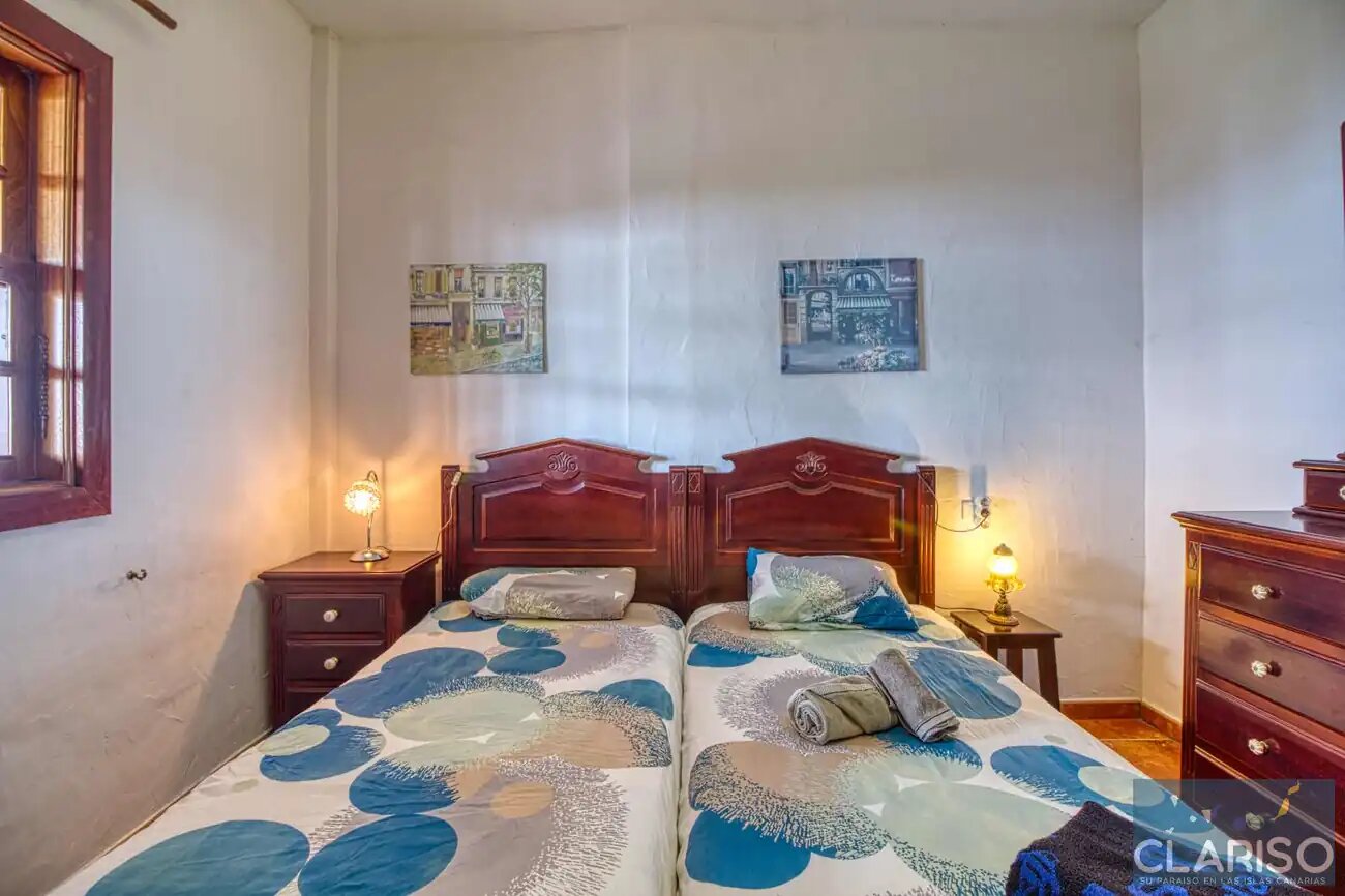 Villa Don Pedro: Ferienhaus für Gruppen mit Pool und zwei Wohneinheiten in Tijarafe auf La Palma