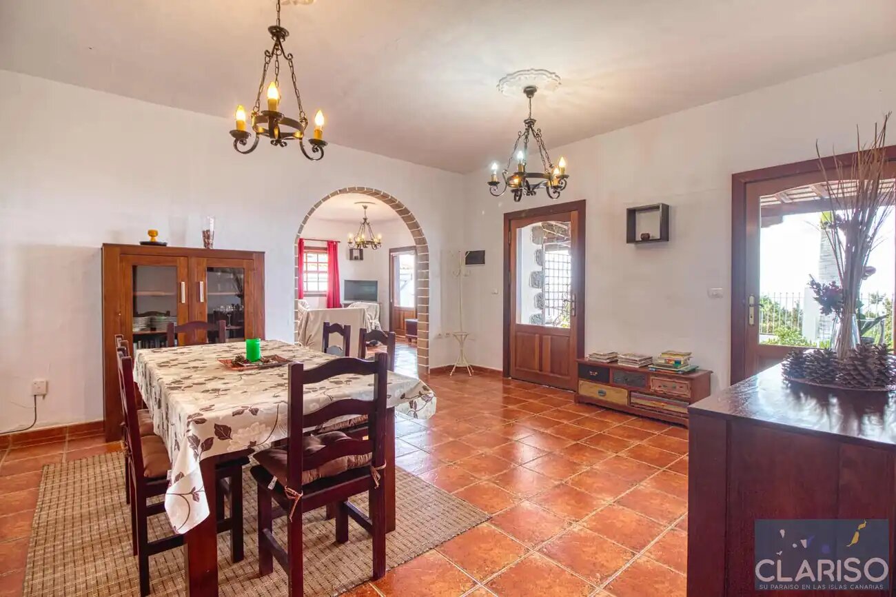 Villa Don Pedro: Ferienhaus für Gruppen mit Pool und zwei Wohneinheiten in Tijarafe auf La Palma