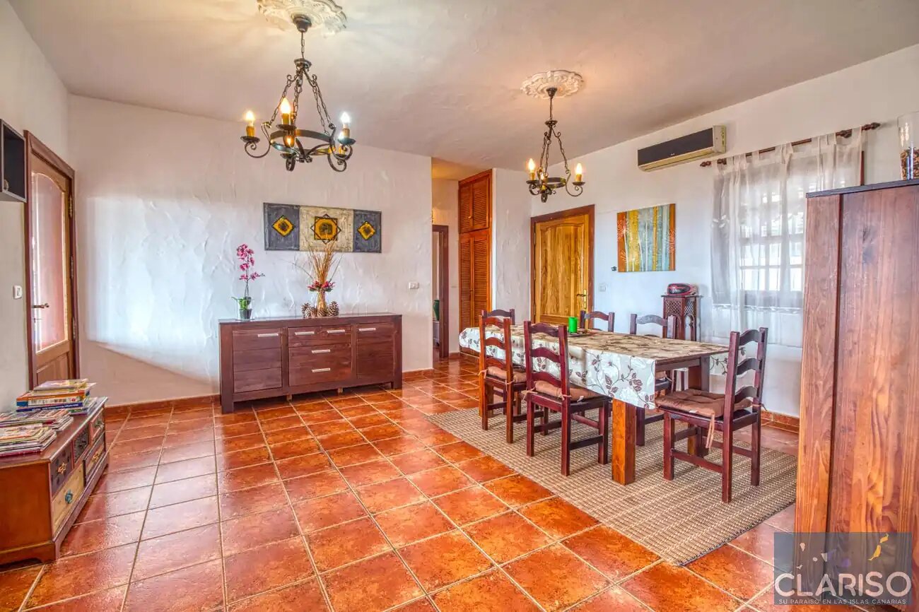 Villa Don Pedro: Ferienhaus für Gruppen mit Pool und zwei Wohneinheiten in Tijarafe auf La Palma