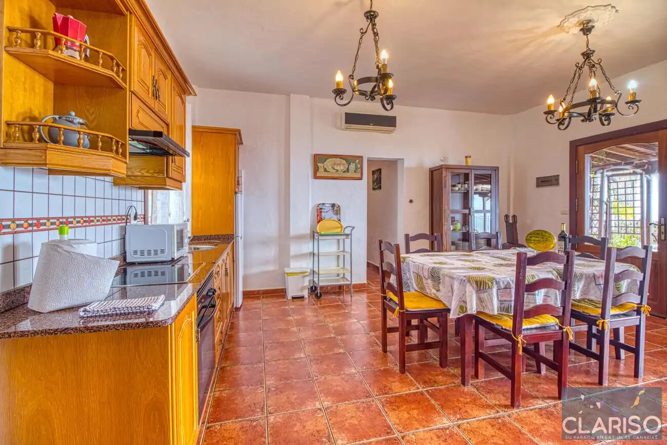 Villa Don Pedro: Ferienhaus für Gruppen mit Pool und zwei Wohneinheiten in Tijarafe auf La Palma