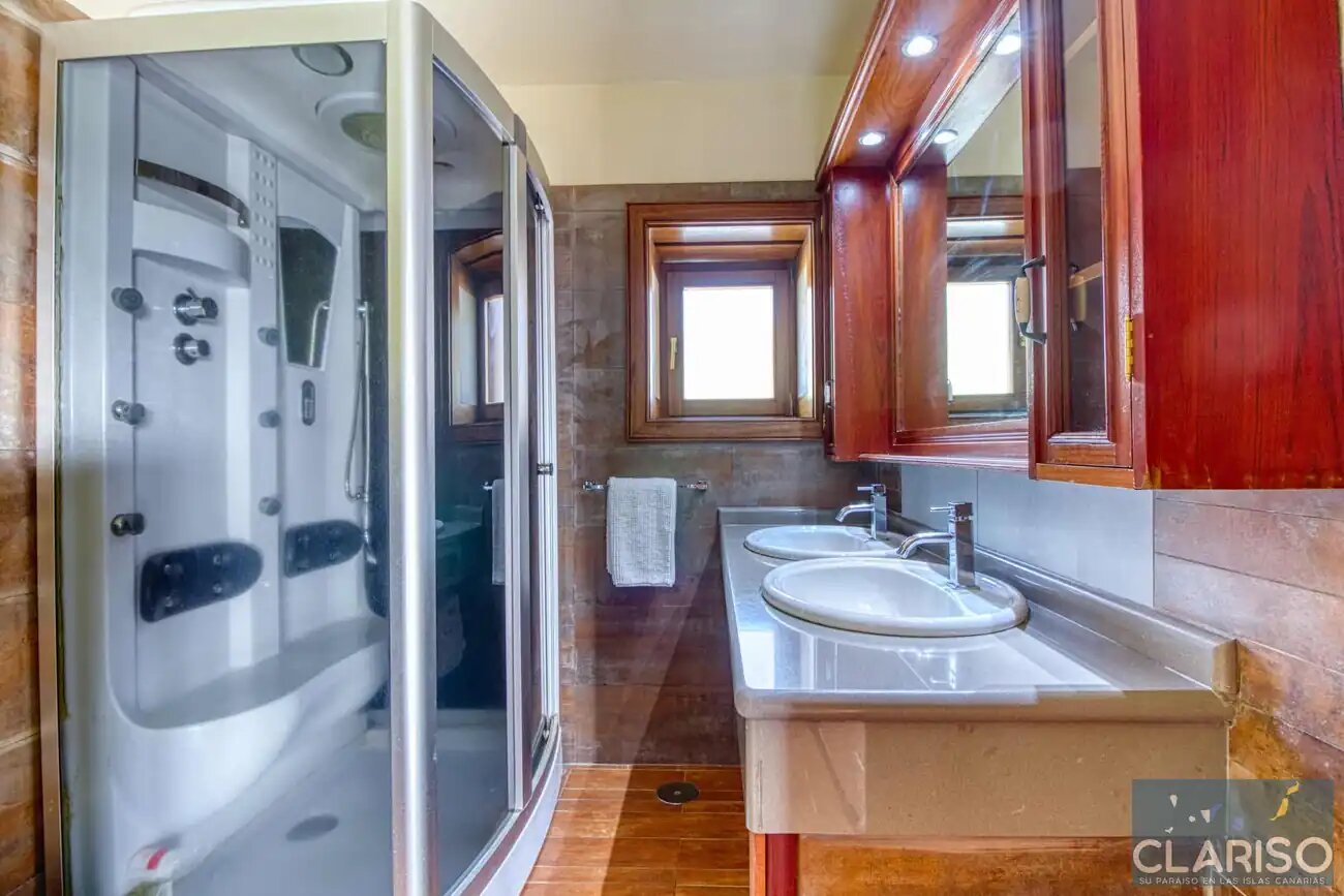 Villa Nerea: Ferienhaus mit Pool und tropischem Palmengarten in Tijarafe auf La Palma