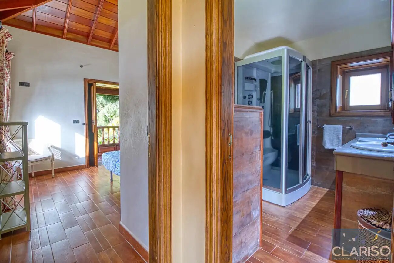Villa Nerea: Ferienhaus mit Pool und tropischem Palmengarten in Tijarafe auf La Palma
