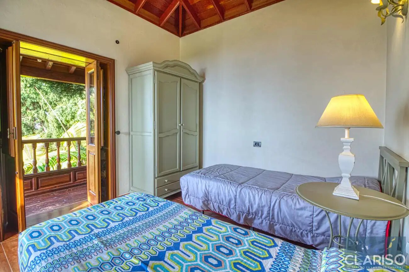 Villa Nerea: Ferienhaus mit Pool und tropischem Palmengarten in Tijarafe auf La Palma
