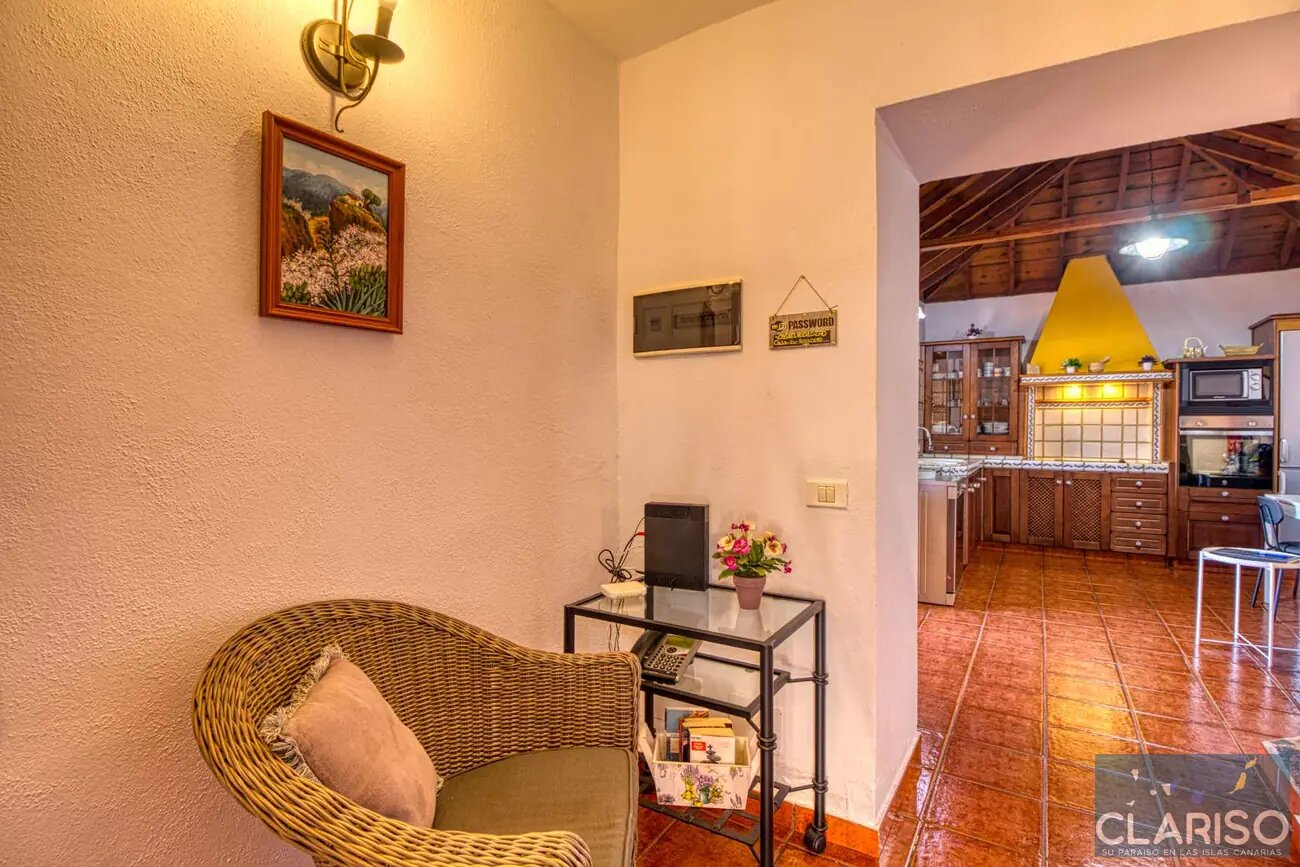 Villa El Rodadero: Ferienhaus mit verglaster Panoramaterrasse und Pool in Puntagorda auf La Palma