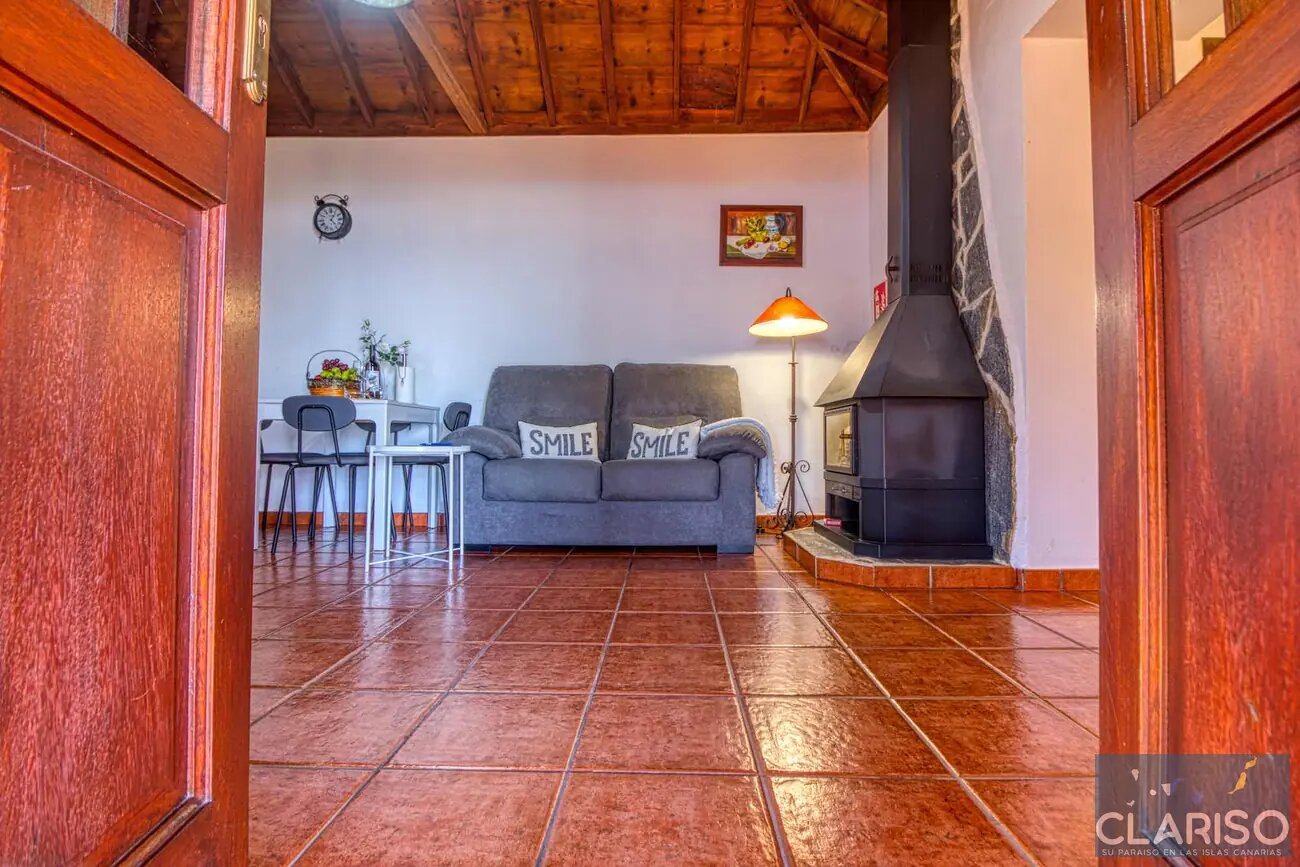 Villa El Rodadero: Ferienhaus mit verglaster Panoramaterrasse und Pool in Puntagorda auf La Palma