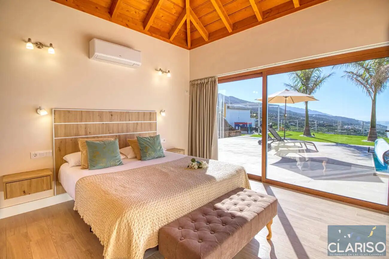 Villa Maraja: Neubau-Villa mit nachhaltigem Energiesystem und Meerblick in Tijarafe auf La Palma