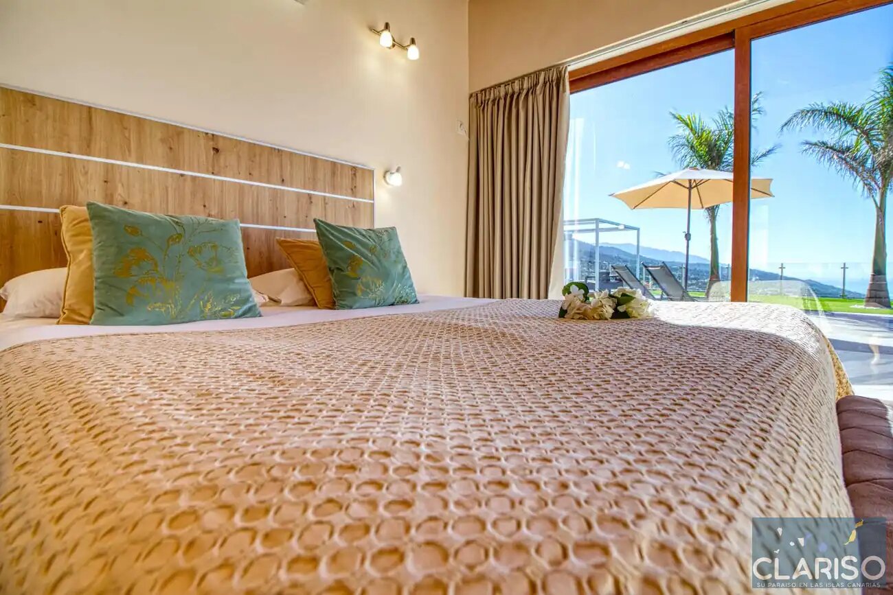 Villa Maraja: Neubau-Villa mit nachhaltigem Energiesystem und Meerblick in Tijarafe auf La Palma