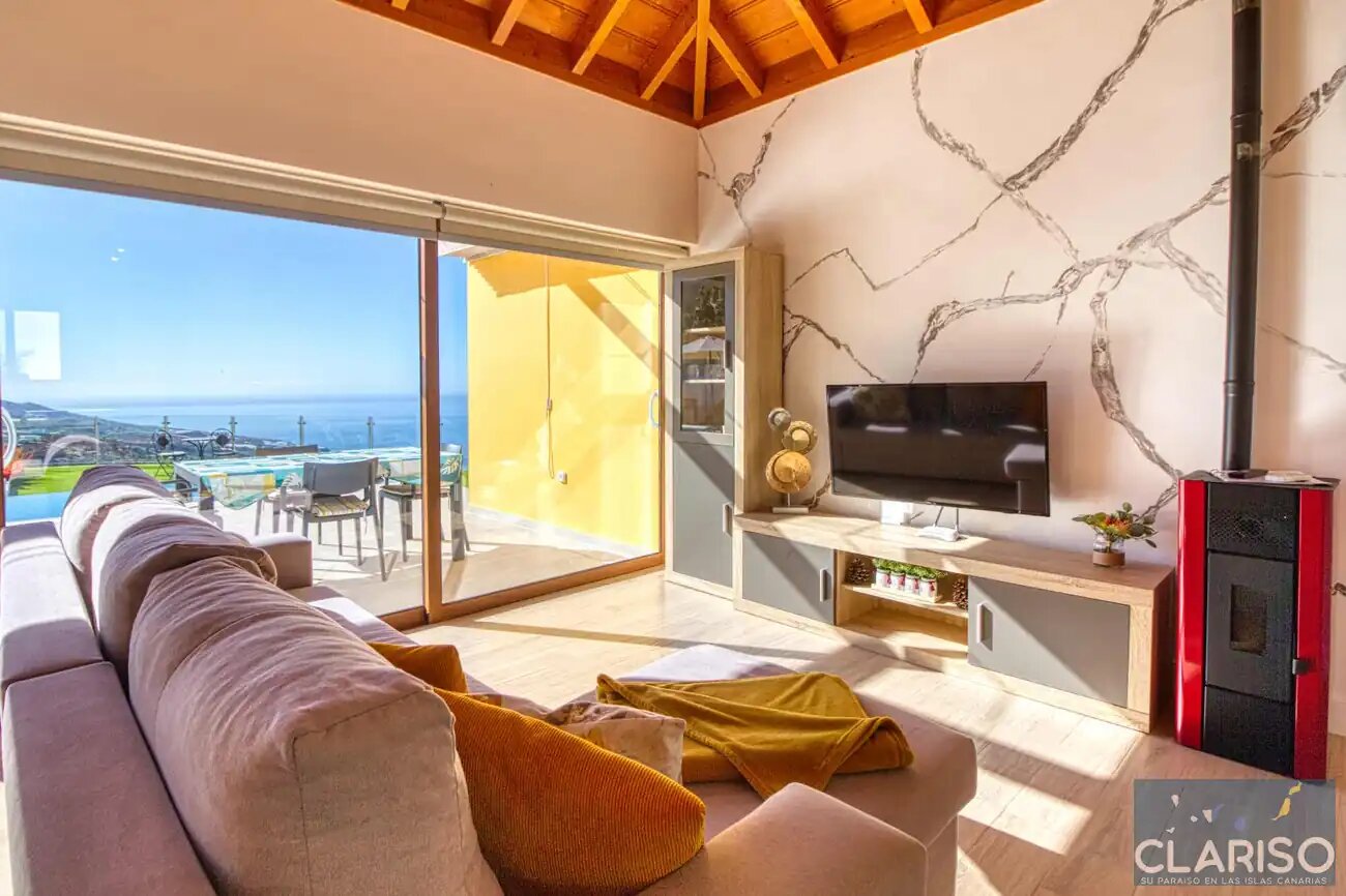 Villa Maraja: Neubau-Villa mit nachhaltigem Energiesystem und Meerblick in Tijarafe auf La Palma