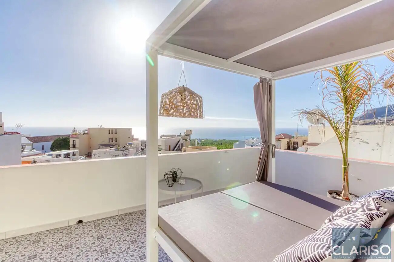 Casa Lamargarita: Aufwendig renoviertes Stadthaus mit begehbarer Dusche in Tazacorte auf La Palma